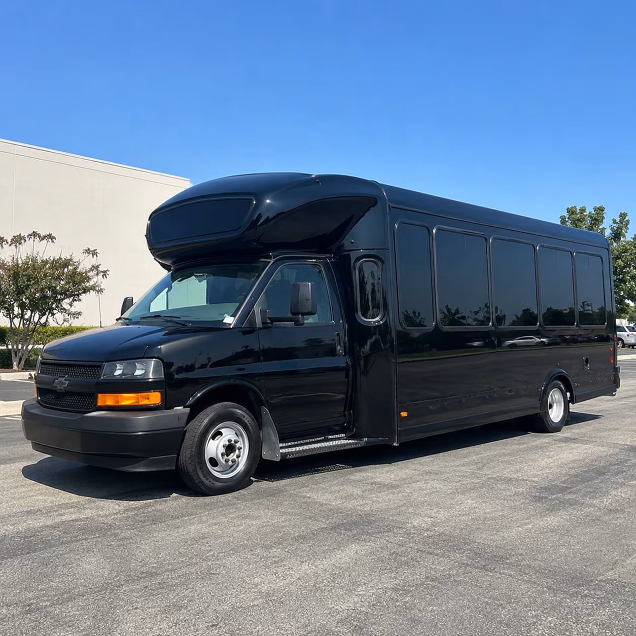 Aurora aurora winery tour pub crawl party bus rental party bus exterior
